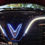 Trang bị led nội thất và trần sao rơi cho xe điện VinFast